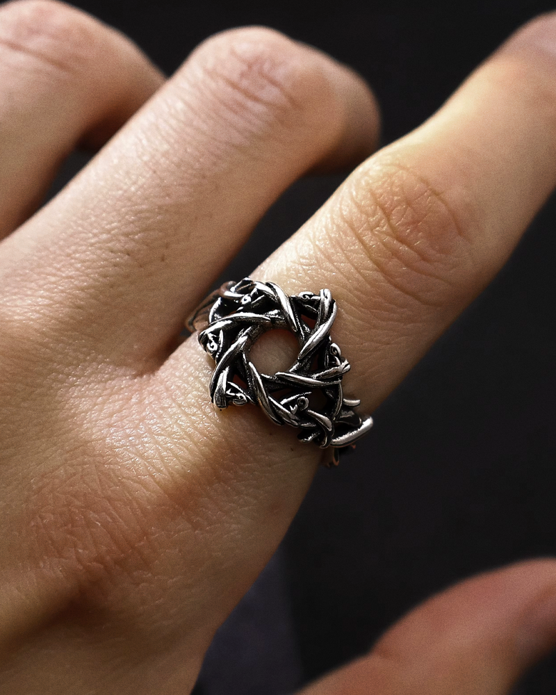 Thorns Ring