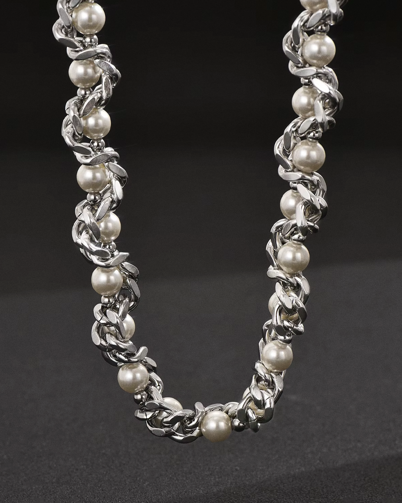 Chunky Pearl Necklace