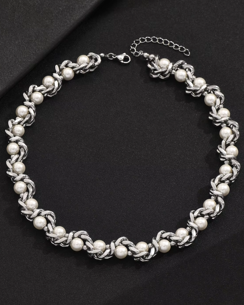 Chunky Pearl Necklace
