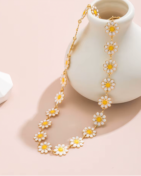 Daisy Chain Necklace