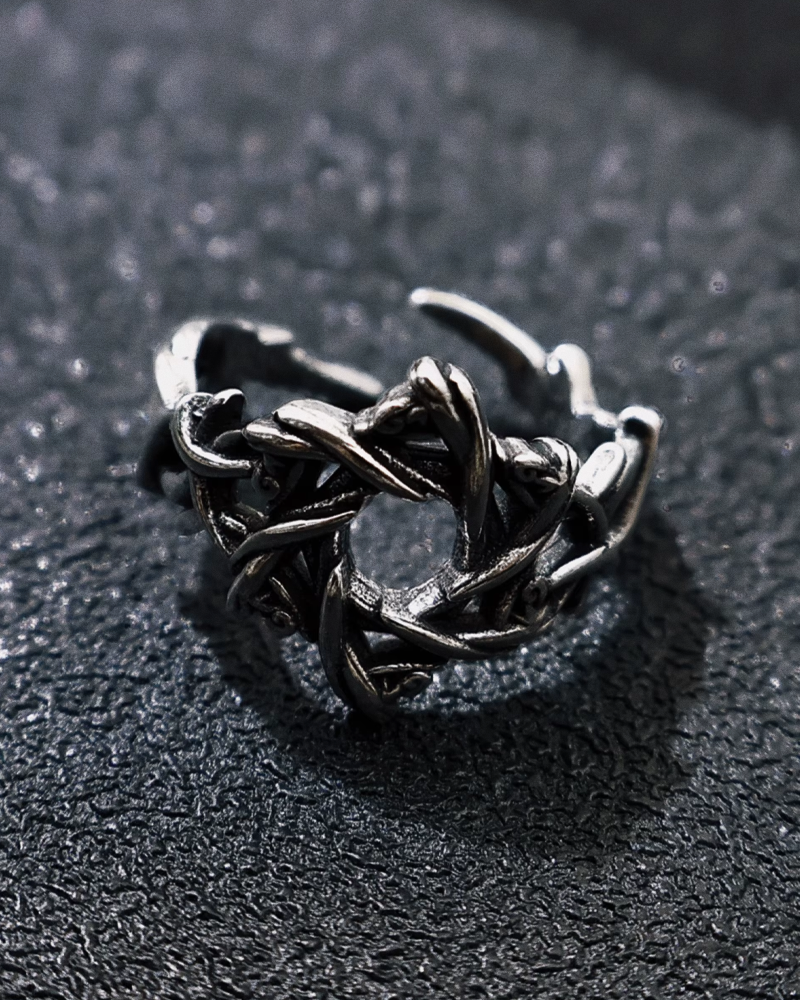 Thorns Ring